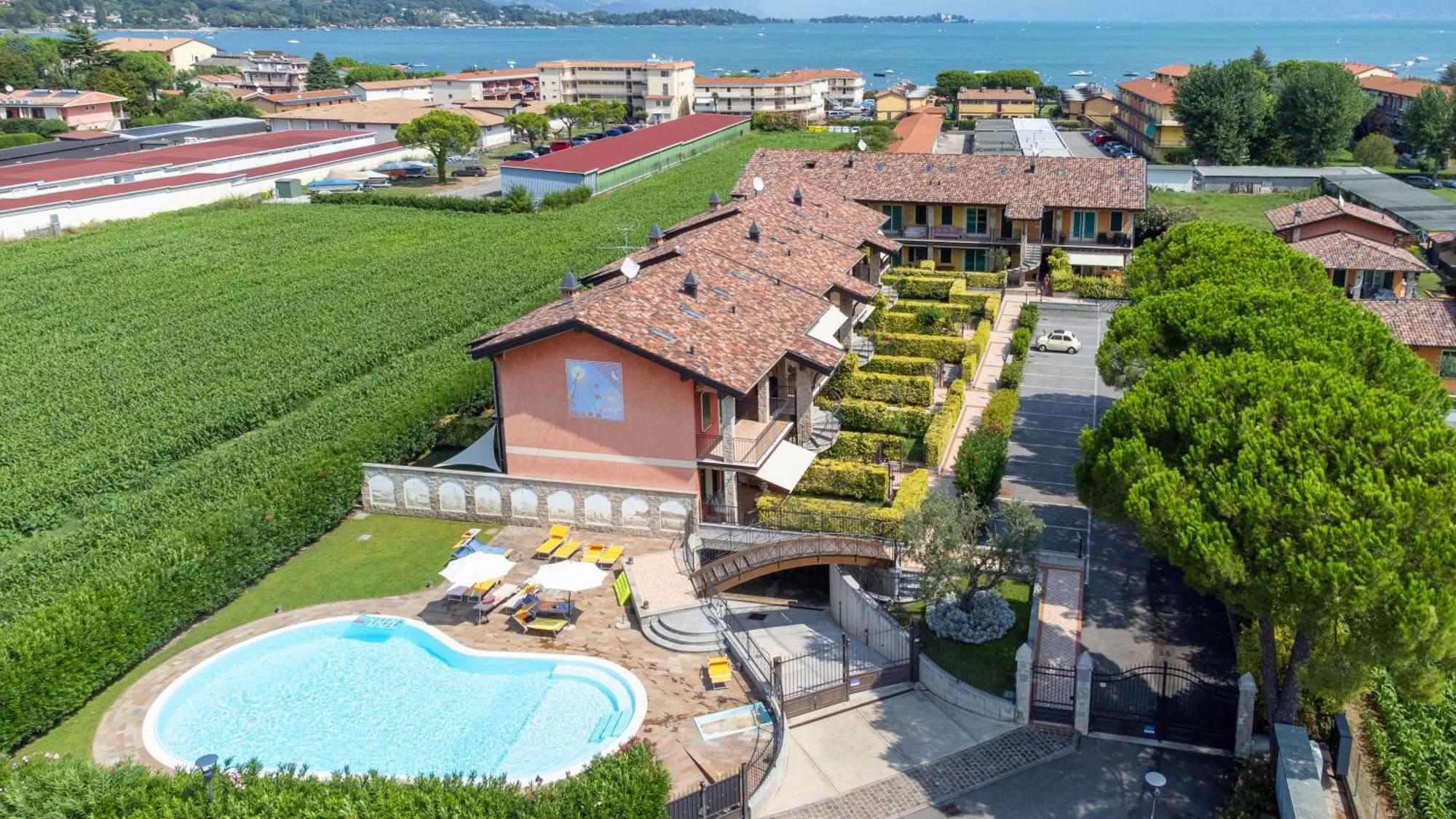 Lago Di Garda A 300M - House In Manerba Manerba del Garda Exterior foto